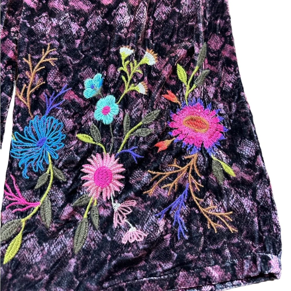 JOHNNY WAS: NWT Ulla Floral-Embroidered Velvet Pants -Size XL - Picture 11 of 15